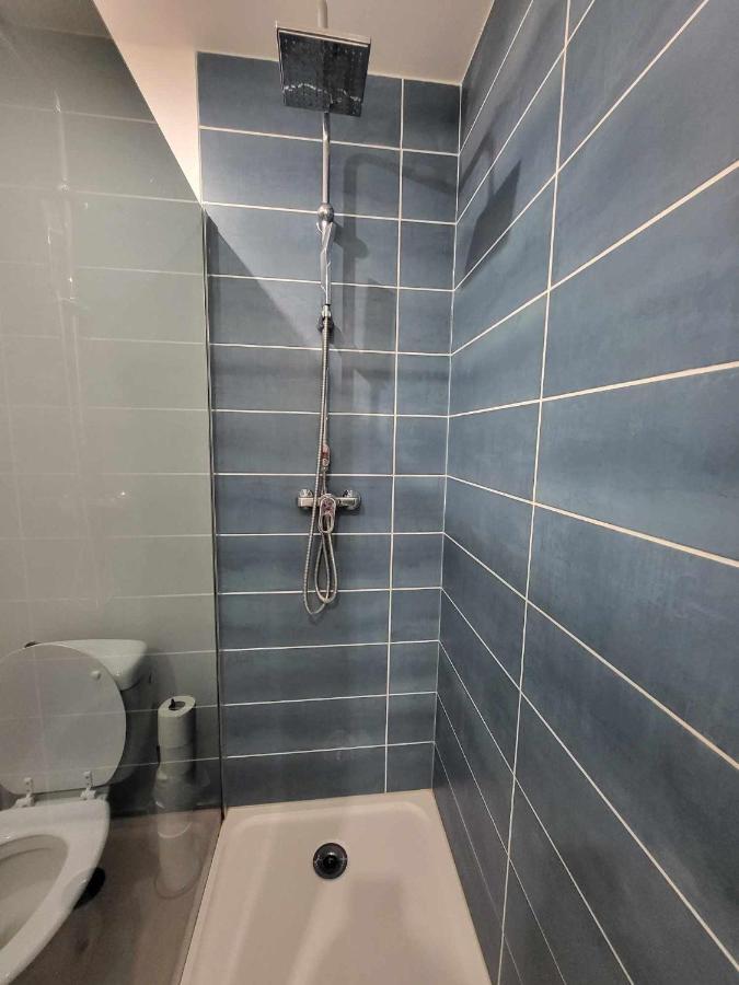 Appartement Canada 1 Valenciennes Eksteriør bilde