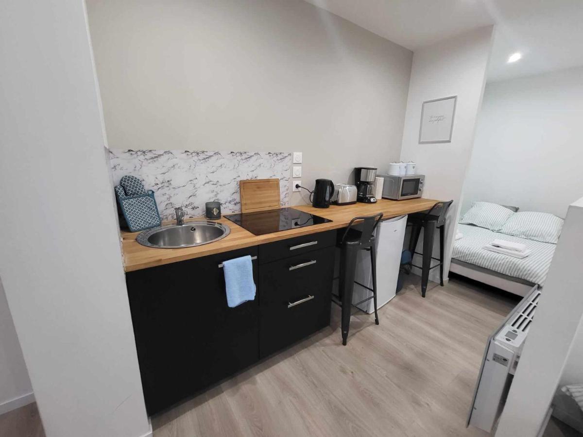 Appartement Canada 1 Valenciennes Eksteriør bilde